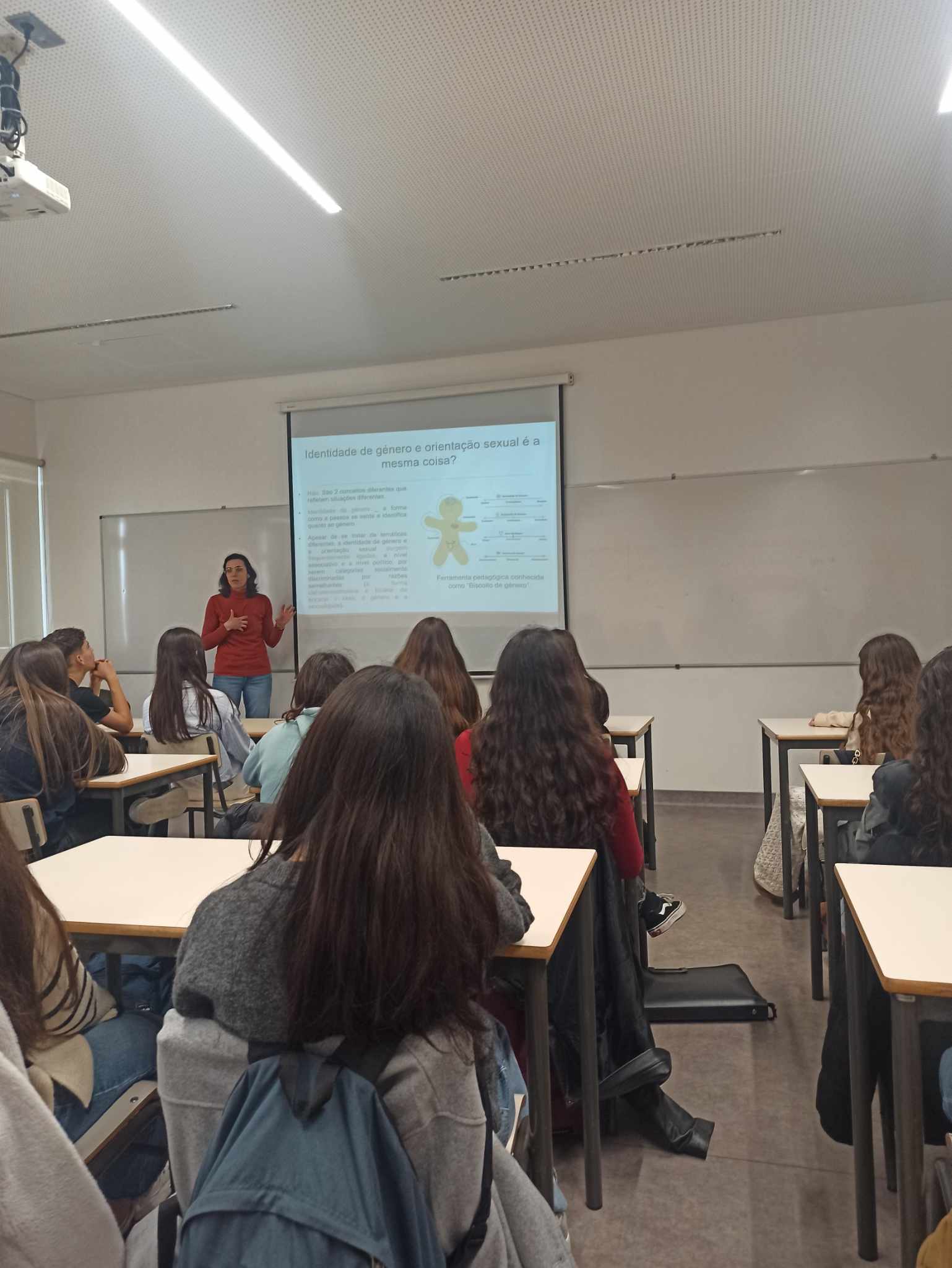 Sessao identidade de género e orientaçao sexual